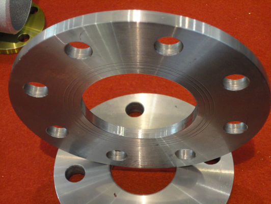 মরিচা প্রুফ তেল JIS B2220 সর্বাধিক জালিয়াতি SF390A SF440A SS400 304 316 অন স্লিপ