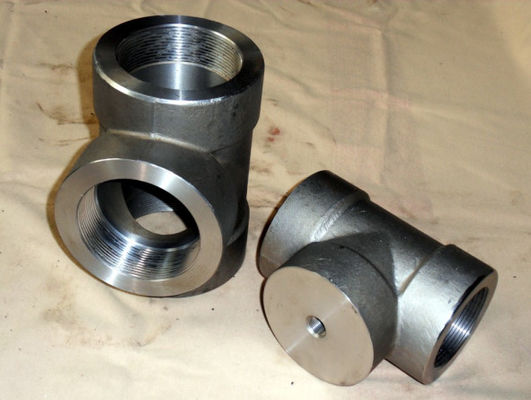 ASME B16.11 নকল ফিটিং ASTM A105N SW ফিটিং কনুই টি কাপলিং 3000lbs