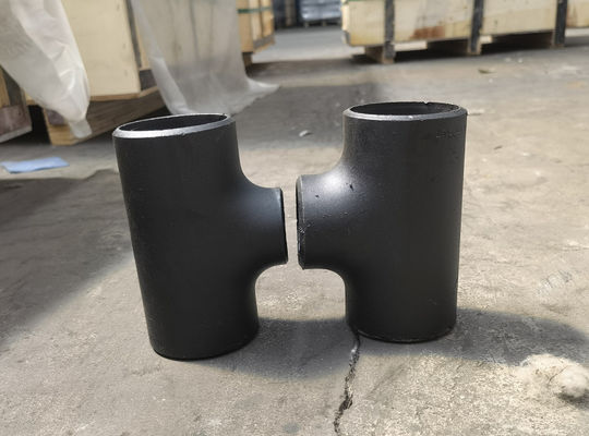 ANSI B16.9 ASTM A234WPB কার্বন স্টিল পাইপ টি কালো